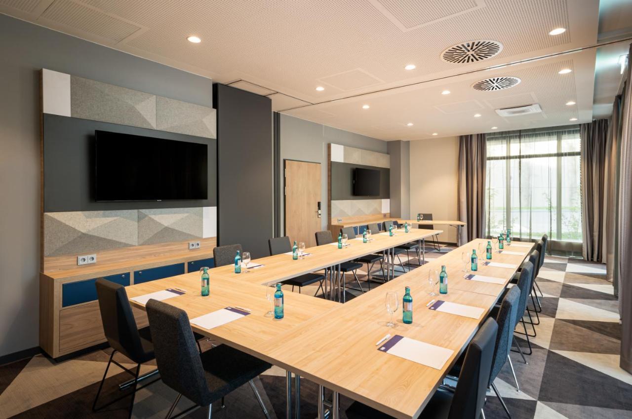 Holiday Inn Express - Rosenheim By Ihg Екстер'єр фото